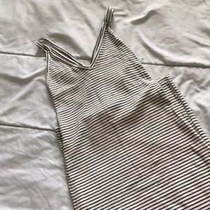 Midi striped black and white dress-crossback